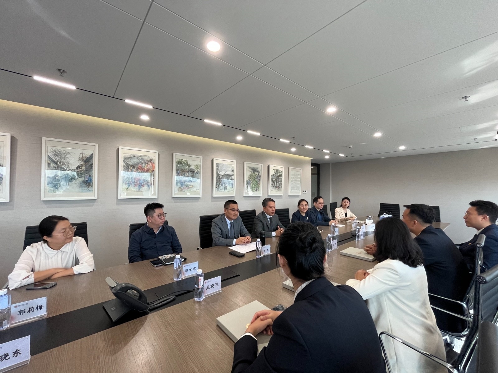 律师参会图.jpg